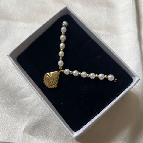Love Pearl necklace